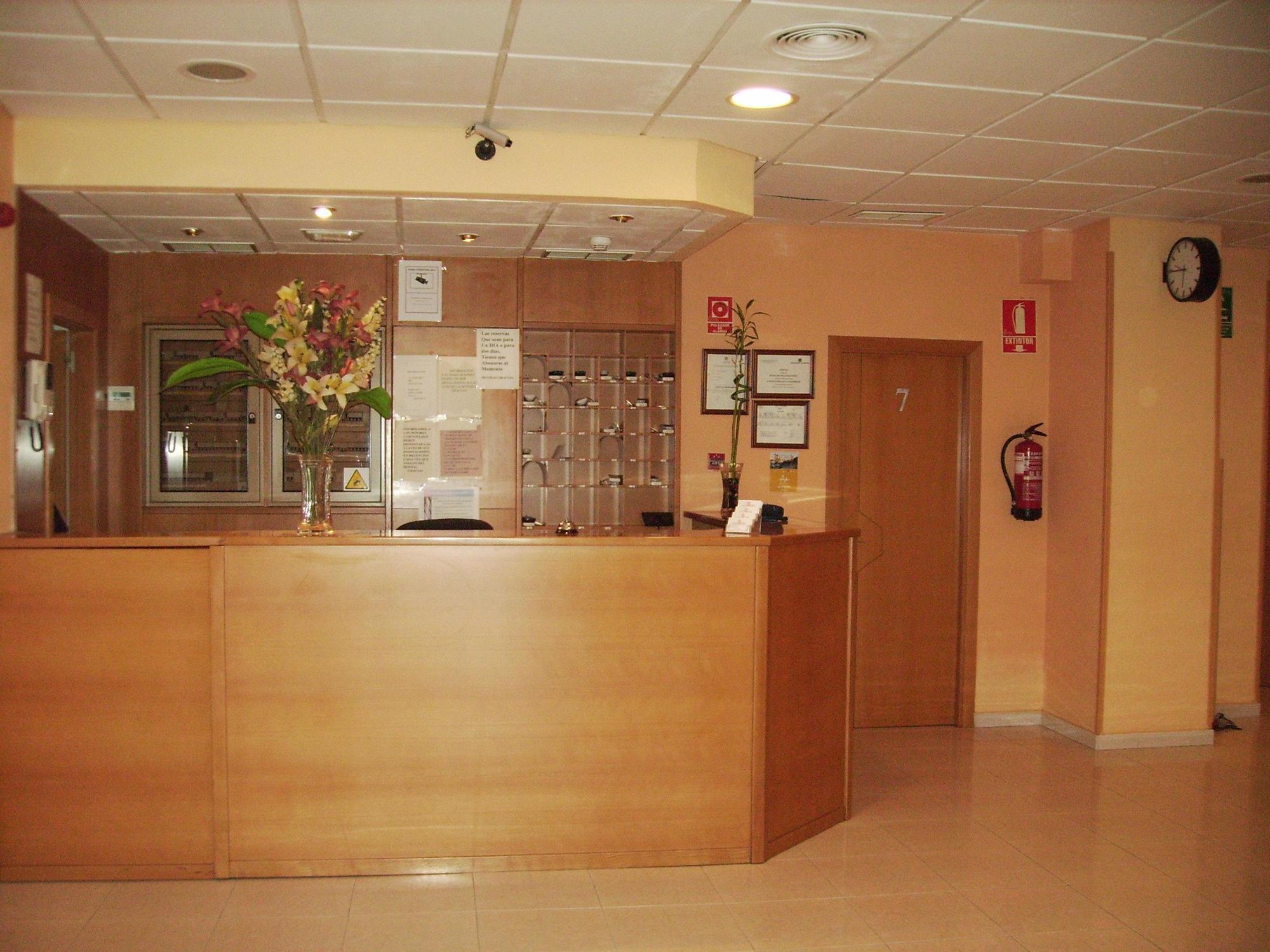 Hostal El Val Alcalá de Henares Inreriör bild